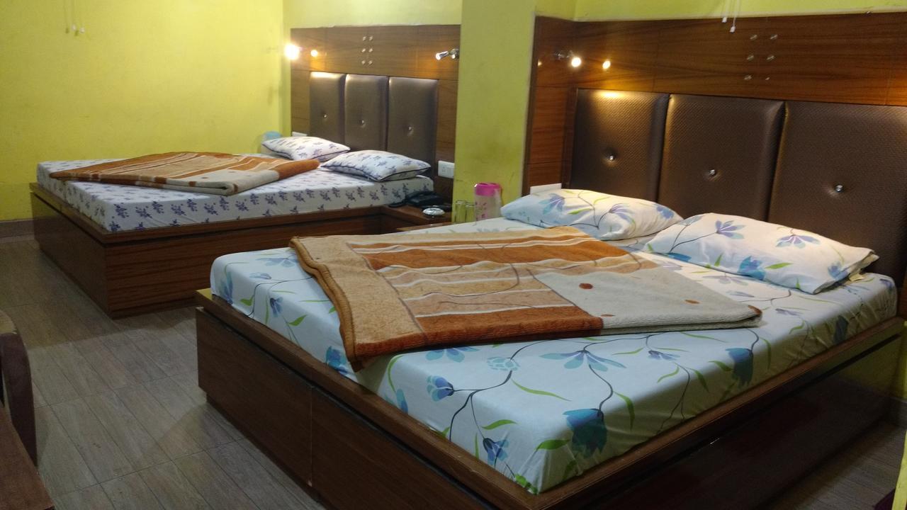 Hotel Brahma Kamal Джошимат Экстерьер фото