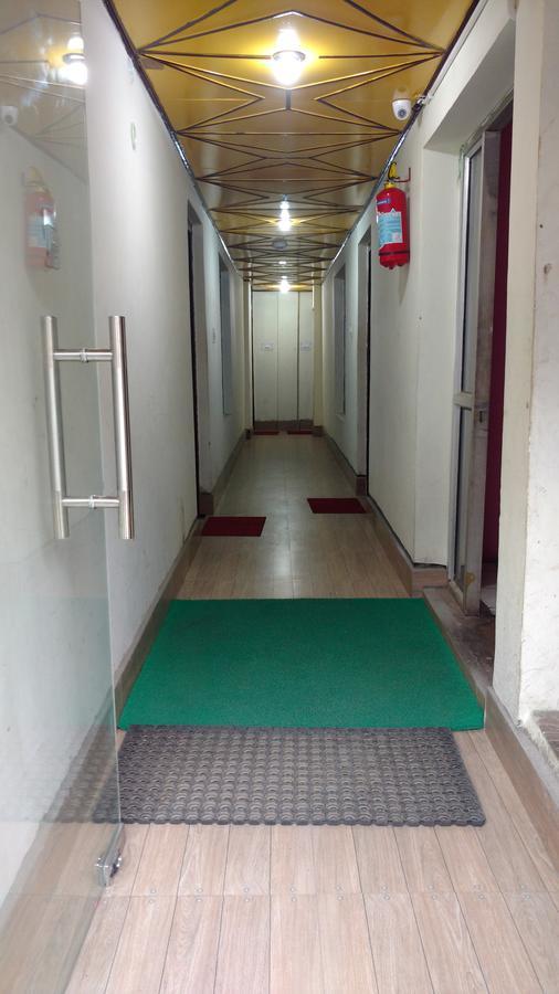Hotel Brahma Kamal Джошимат Экстерьер фото